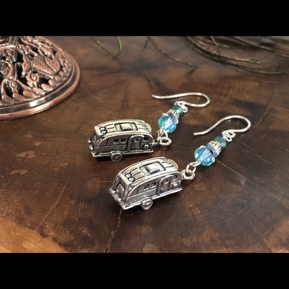 Camper Trailer Earrings - Camper Jewelry, RV - Picture 2 of 4